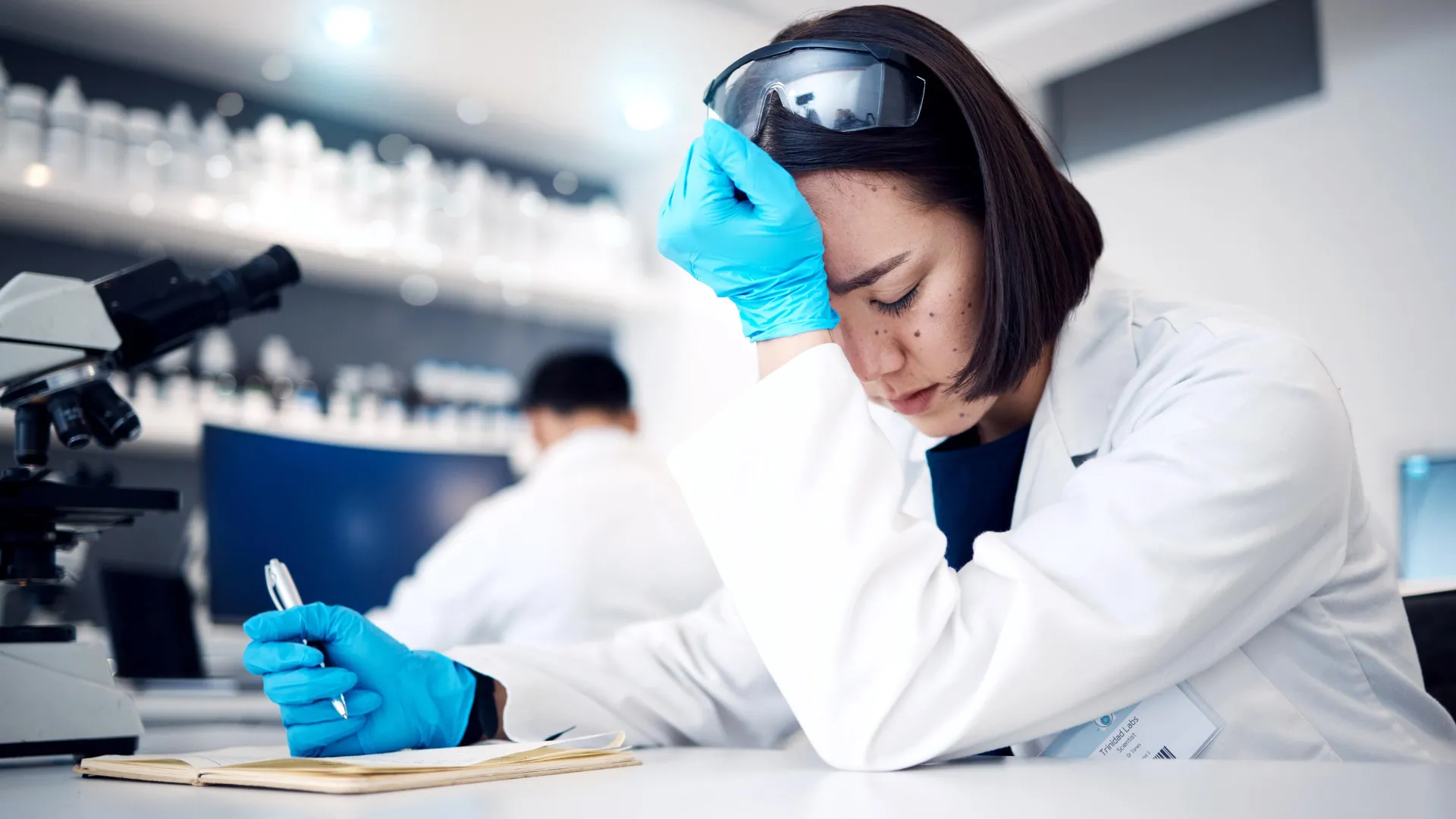 AI Scans Internet and Unmasks 1,000+ Fake Science Journals